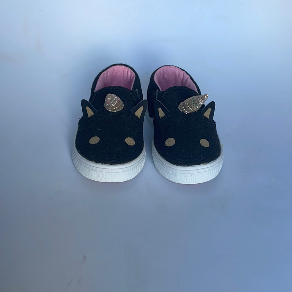 NEW girls black unicorn slip on shoes SIZE 5 toddler